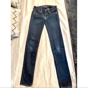 American Eagle skinny jeans